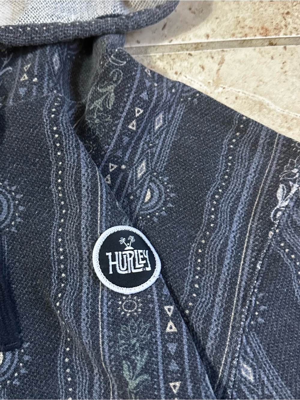 Hurley geometric pullover hoodie in dark navy blue - Picture 2 of 7